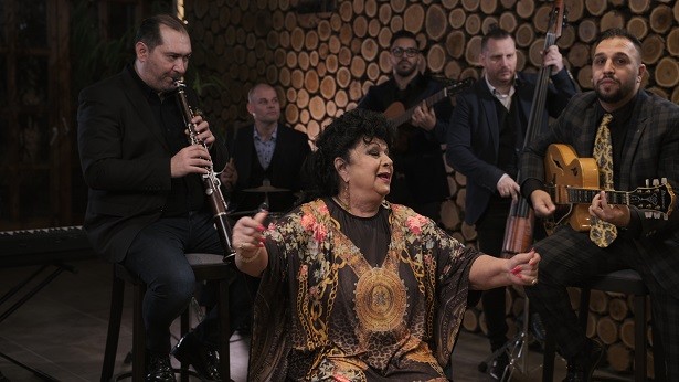 Bangó Margit és a Swing a' la Django koncert Alsóörsön - Jegyek itt!