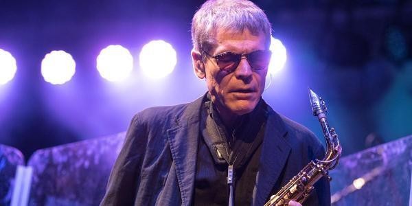 David Sanborn koncert 2020-ban a Fertőrákosi Barlangszínházban - Jegyek itt!