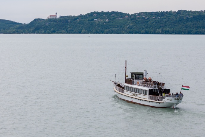 Idén is jár a Balatonon a Jókai hajó!
