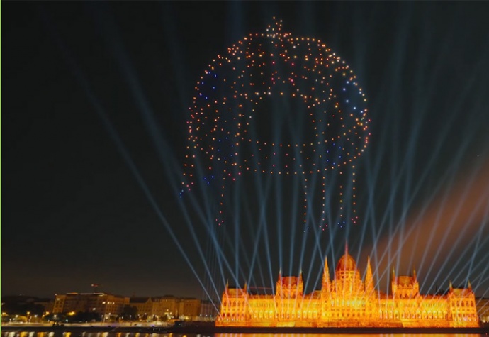 Ingyenes drón show lesz Budapesten!