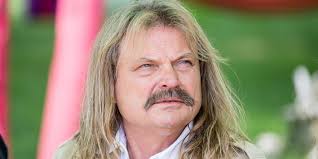 Leslie Mandoki koncert 2020-ban Fertőrákoson a Barlangszínházban - Jegyek itt!