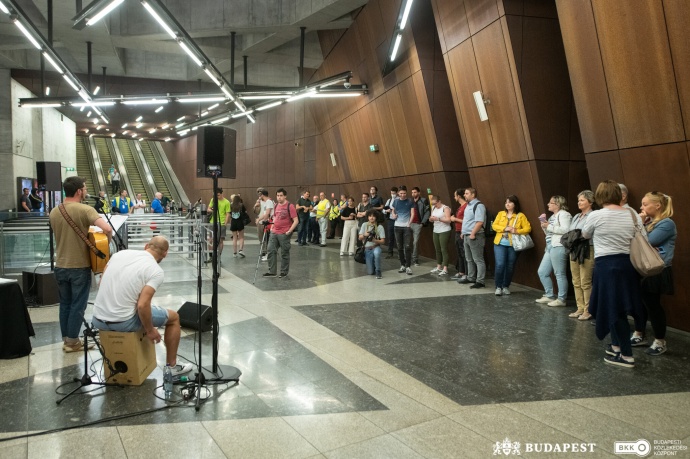 Metrókoncert - Koncert a metróban minden héten! Akár te is felléphetsz!