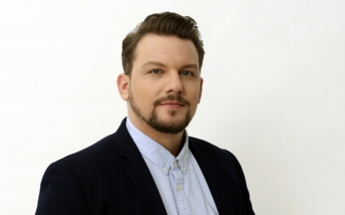 Peller Károly is Shrek bőrébe bújik a József Attila Színházban!